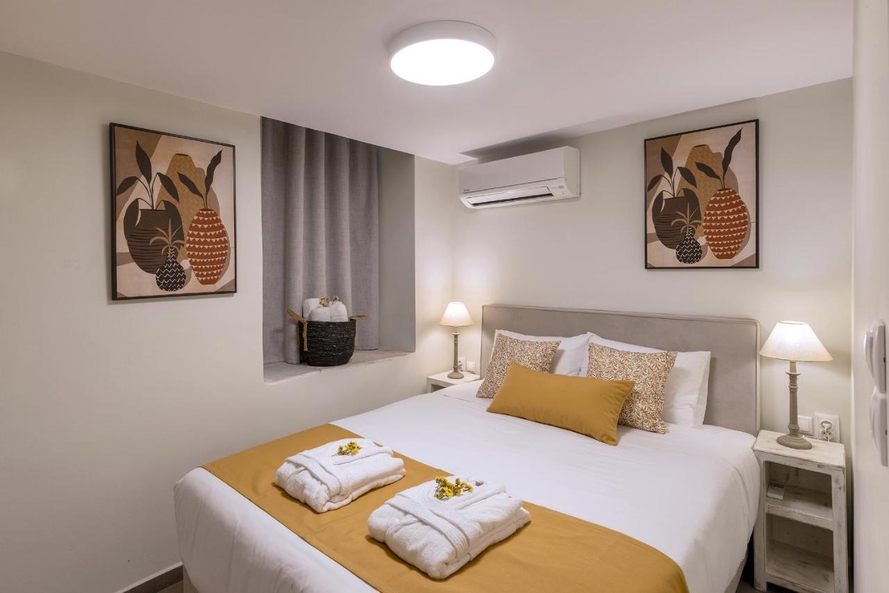 Grammata Suites Ermoupoli Luaran gambar